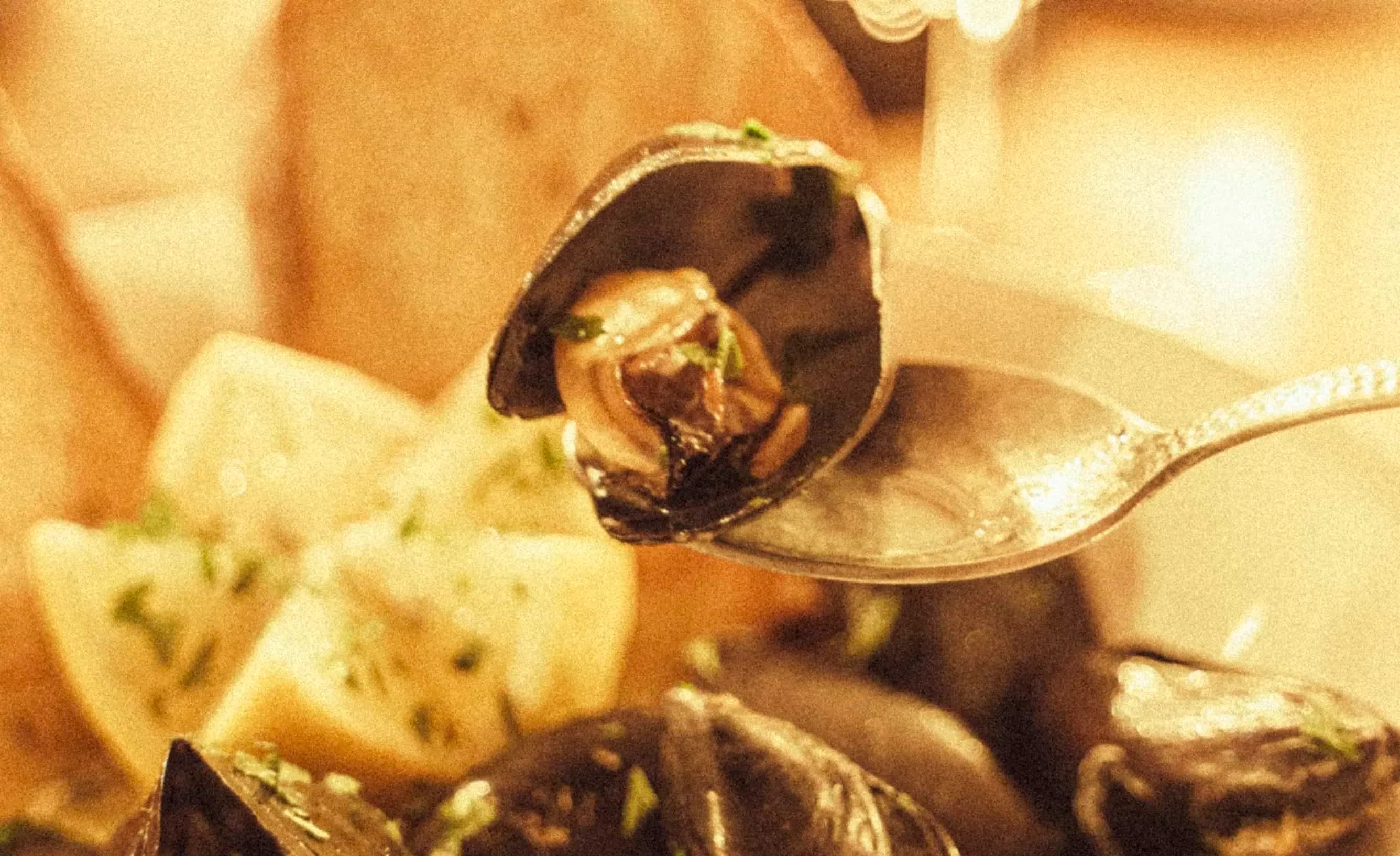 Wine and aperitivo at Bandanna Italian restaurant in Mykonos